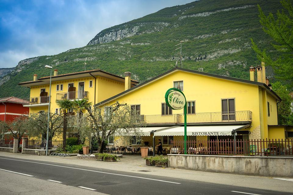 Albergo Olivo Belluno Veronese Exterior photo