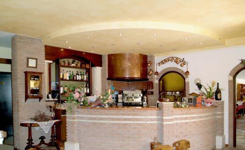 Albergo Olivo Belluno Veronese Exterior photo